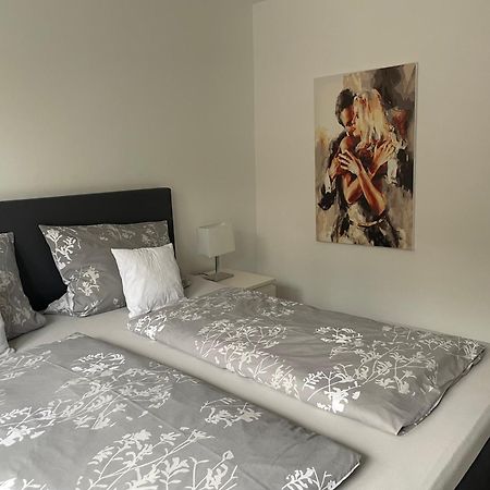 Appartement Im Herzen Von Leimen Екстериор снимка