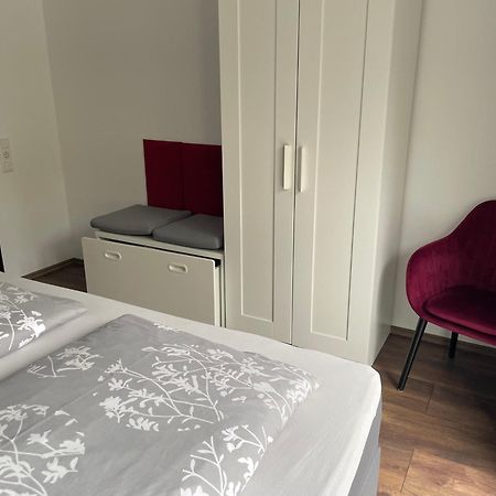 Appartement Im Herzen Von Leimen Екстериор снимка